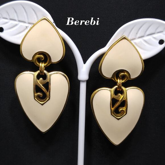 Vintage Berebi Cream Enamel Heart Drop Earrings 1980s Signed - Picture 1 of 10